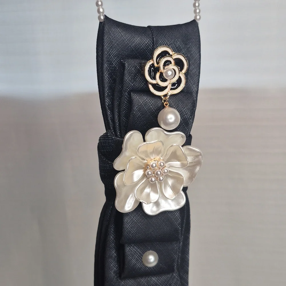Handcrafted Luxury Fashion Necktie Necklace 📿 (BLACK/WHITE AFFAIR)